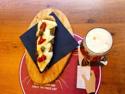 Craft Beer and XXL Bruschetta